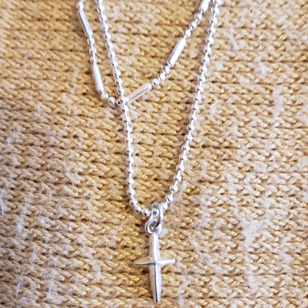 Premier Designs Cross Necklace